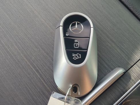 Certified 2023 Mercedes-Benz EQS 580 4MATIC SUV image 27