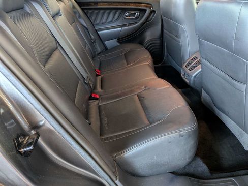 Used 2015 Ford Taurus Limited FWD image 20