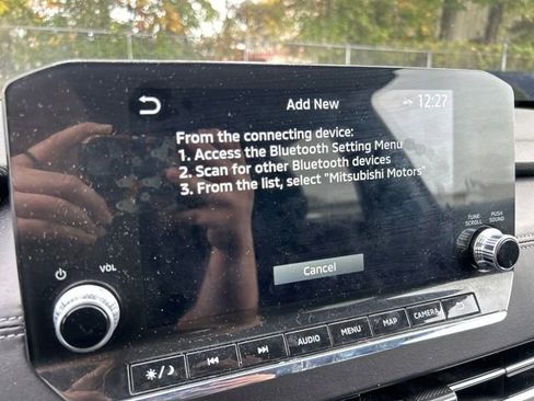 Used 2024 Mitsubishi Outlander SE image 30