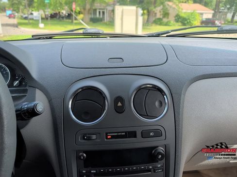 Used 2006 Chevrolet HHR LT FWD image 21