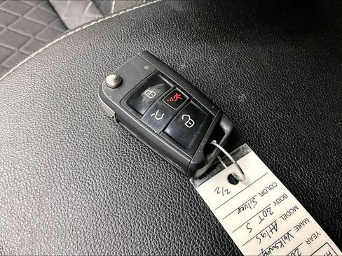 Used 2021 Volkswagen Atlas S w/ MDO Package (Bench Seat) image 13