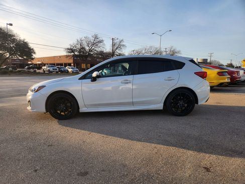 Used 2018 Subaru Impreza 2.0i Sport image 2