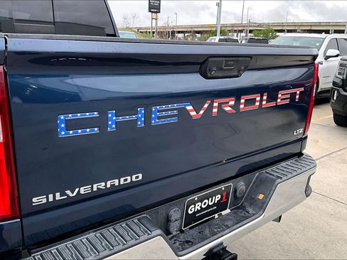 Used 2020 Chevrolet Silverado 2500 LTZ w/ LTZ Convenience Package AWD/4WD image 27