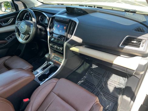 Used 2019 Subaru Ascent Touring AWD/4WD image 33