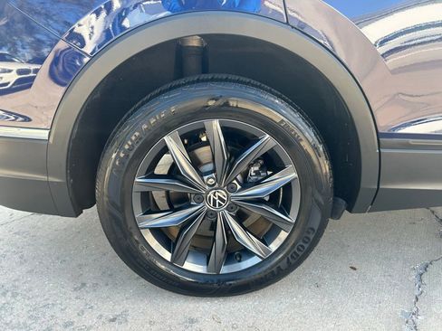 Used 2023 Volkswagen Tiguan SE image 27