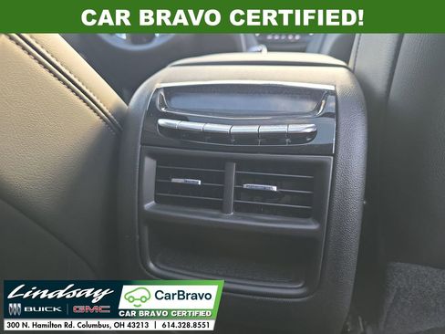 Used 2025 Cadillac XT5 Premium Luxury image 22