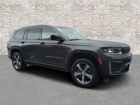New 2026 Jeep Grand Cherokee L Limited w/ Trailer Tow Package AWD/4WD image 1