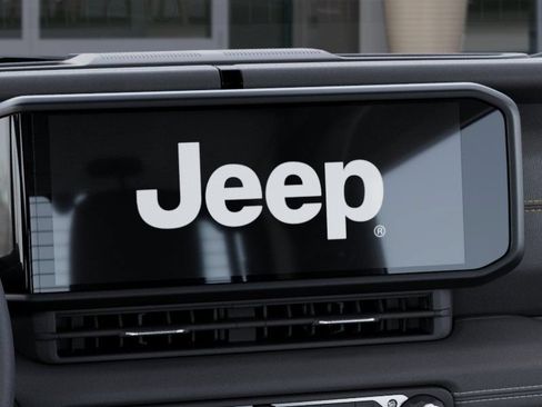 New 2026 Jeep Wrangler Unlimited Sahara AWD/4WD image 18