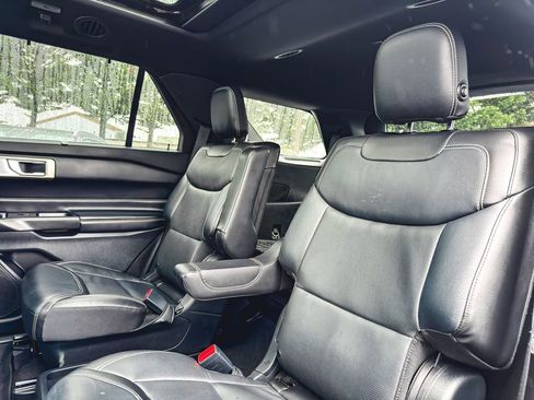 Used 2020 Ford Explorer ST w/ ST High-Performance Pack image 14