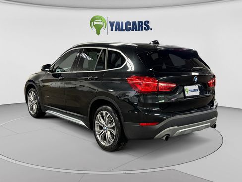 Used 2017 BMW X1 xDrive28i w/ Premium Package AWD/4WD image 3