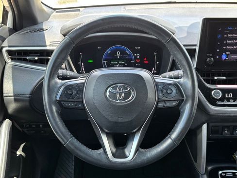 Used 2023 Toyota Corolla Cross AWD Hybrid w/ Convenience Package image 18