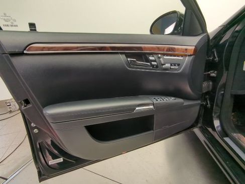 Used 2007 Mercedes-Benz S 550 4MATIC image 26