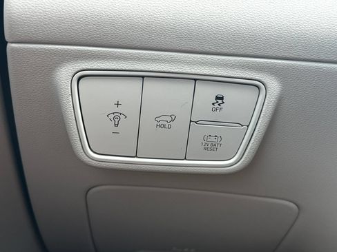 Certified 2024 Hyundai Tucson Limited AWD/4WD image 31
