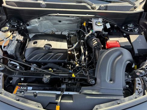 Used 2023 Buick Encore GX Essence w/ Experience Buick Package image 33