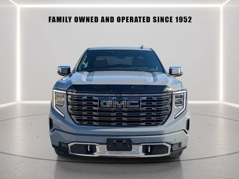 Used 2025 GMC Sierra 1500 Denali Ultimate AWD/4WD image 6