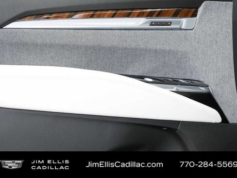New 2026 Cadillac Escalade Platinum Sport w/ LPO, ONYX Package AWD/4WD image 6