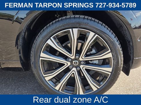Certified 2023 Volvo XC60 B5 Ultimate w/ Protection Package Premier image 13