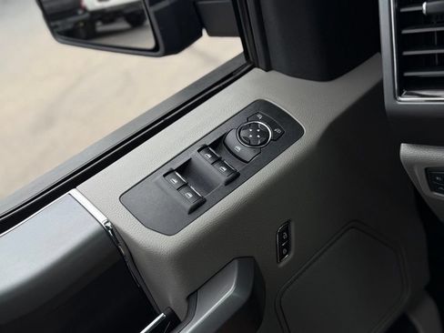 Used 2020 Ford F150 XLT w/ Equipment Group 302A Luxury AWD/4WD image 26