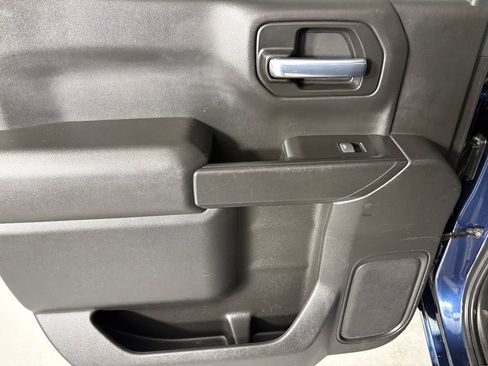 Used 2020 Chevrolet Silverado 1500 Custom w/ Custom Value Package RWD image 30