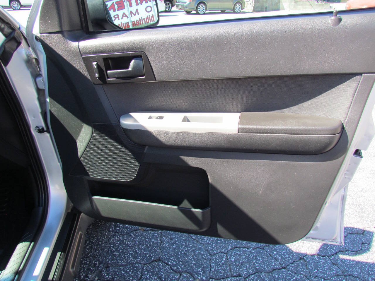 Used 2010 Ford Escape XLT FWD image 19