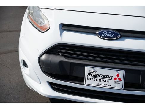 Used 2016 Ford Transit Connect XLT image 9