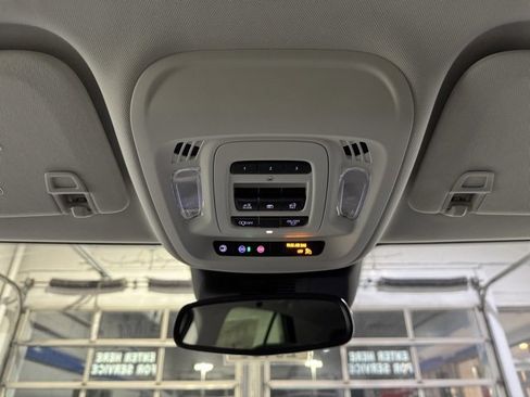 New 2025 Buick Envision Sport Touring image 25