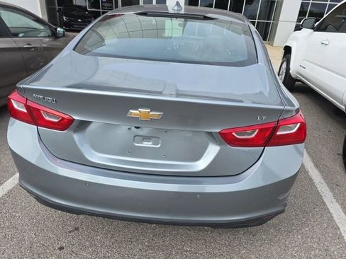 Used 2025 Chevrolet Malibu LT image 9