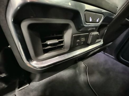 Certified 2020 Chevrolet Silverado 3500 High Country AWD/4WD image 22