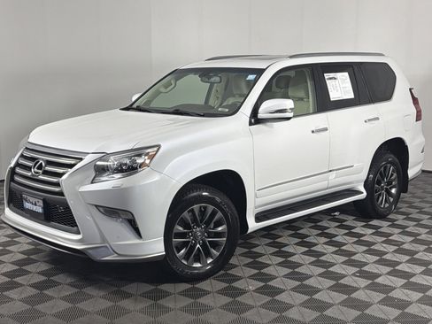 Used 2019 Lexus GX 460 Luxury w/ Sport Design Package AWD/4WD image 3