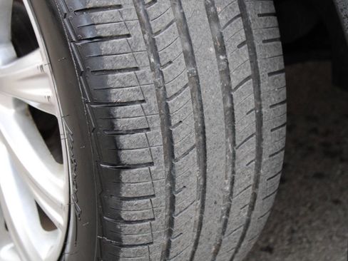 Used 2017 Ford Escape Titanium image 14