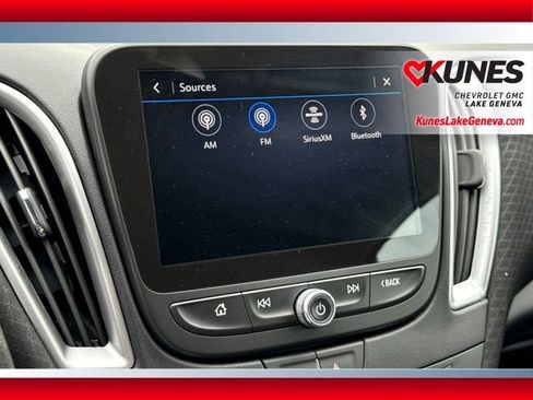 Used 2025 Chevrolet Malibu LT FWD image 31