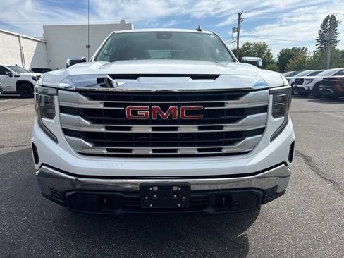 Used 2022 GMC Sierra 1500 SLE AWD/4WD image 9