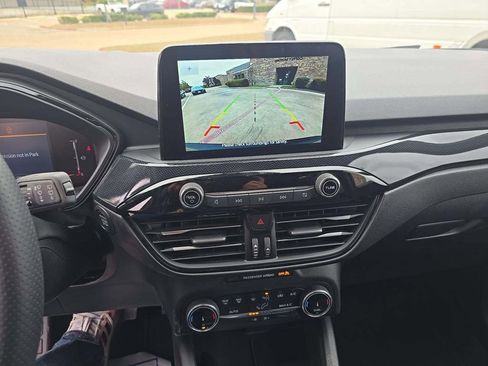 Used 2025 Ford Escape ST-Line image 6