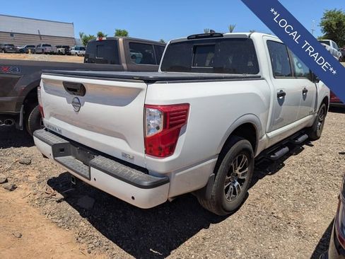 Used 2023 Nissan Titan SV w/ SV Convenience Package RWD image 5