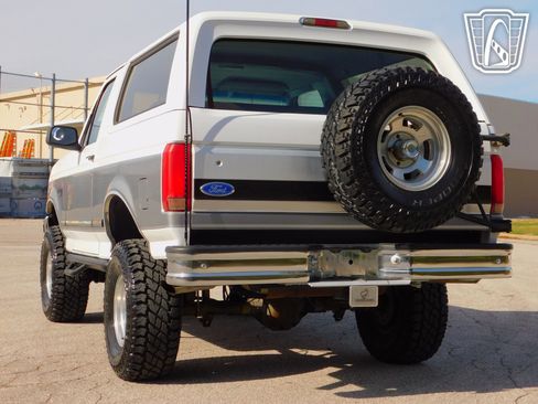 Used 1995 Ford Bronco XLT AWD/4WD image 37