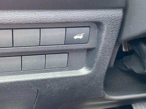 New 2025 Mitsubishi Outlander SEL image 15