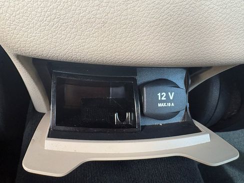 Used 2018 Mercedes-Benz C 300 Sedan image 25