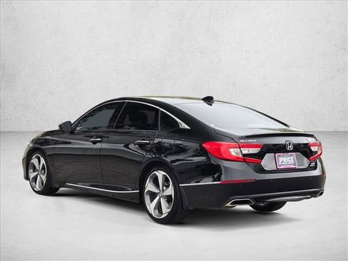 Used 2019 Honda Accord Touring image 8