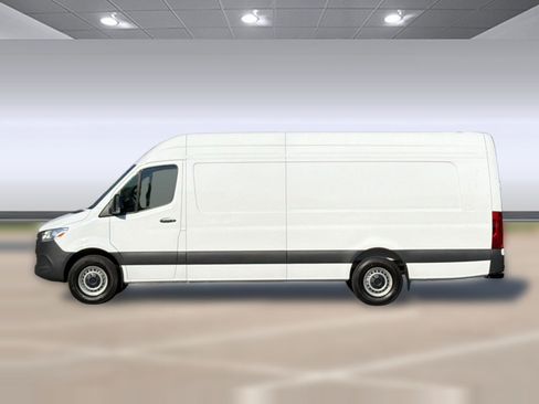 New 2026 Mercedes-Benz Sprinter 2500 image 2