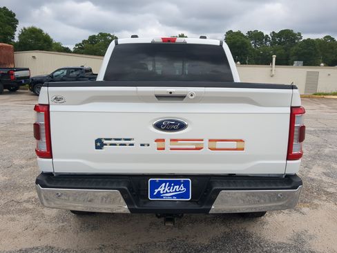 Certified 2022 Ford F150 Lariat w/ Max Trailer Tow Package AWD/4WD image 4