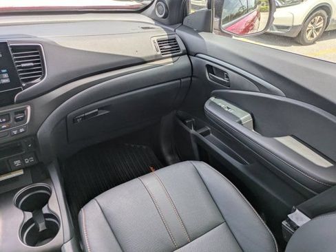 Certified 2023 Honda Passport TrailSport image 17