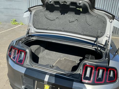 Used 2014 Ford Mustang Shelby GT500 w/ Equipment Group 821A RWD image 26