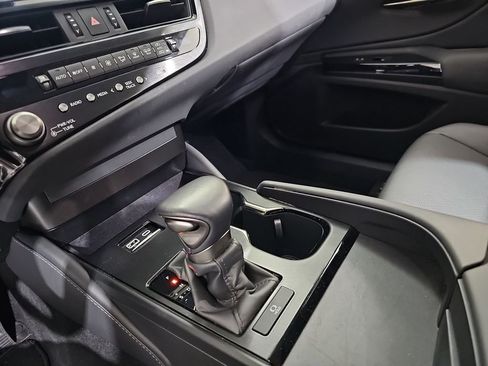Used 2025 Lexus ES 350 FWD image 26