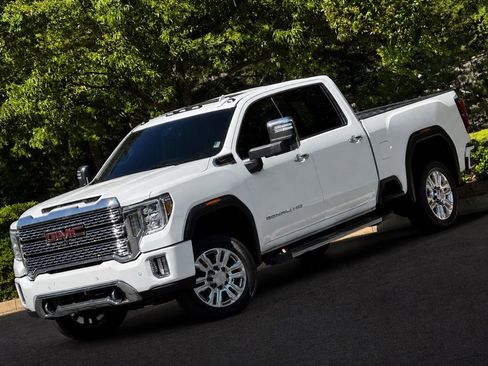 Used 2022 GMC Sierra 2500 Denali AWD/4WD image 1