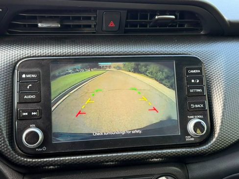 Used 2023 Nissan Kicks SV w/ Interior Electronics Package FWD image 11