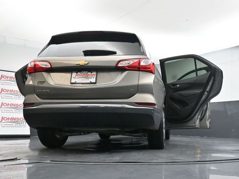 Used 2018 Chevrolet Equinox LT FWD image 43