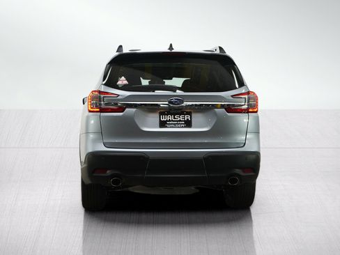 Used 2023 Subaru Ascent Limited w/ Technology Package AWD/4WD image 5