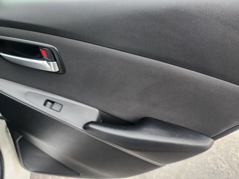 Used 2016 Scion iA image 17