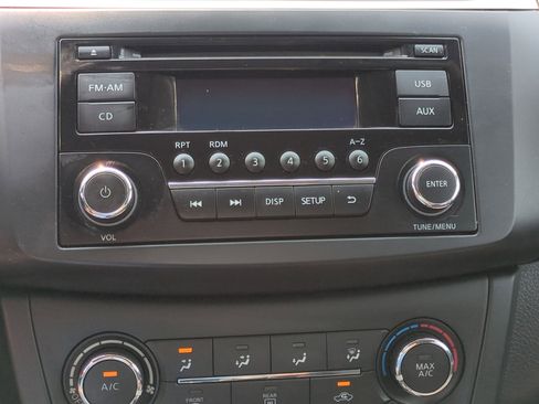 Used 2017 Nissan Sentra S image 24