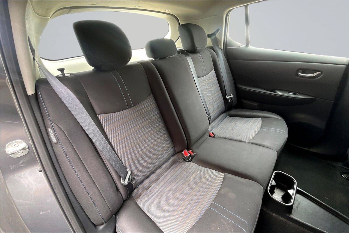 Used 2023 Nissan Leaf S FWD image 27